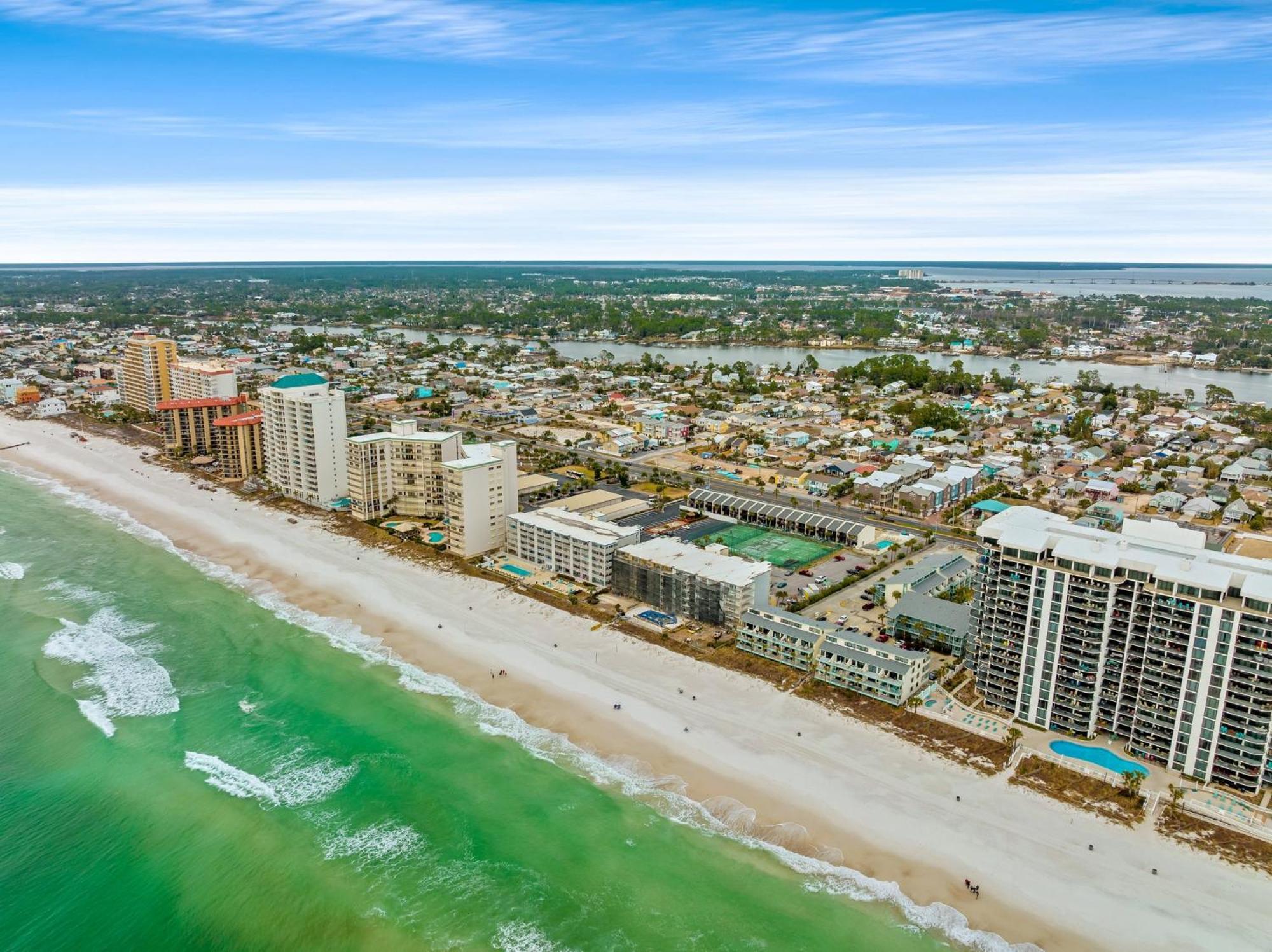 Crescent Moon Palace - A Luxury Home With Pool, Parking, Just Steps To The Beach Panama City Beach Exterior photo